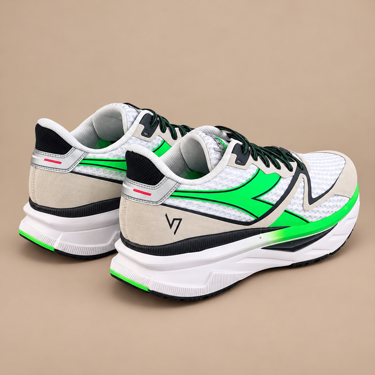 DIADORA Atomo V7000 Green / White / Black