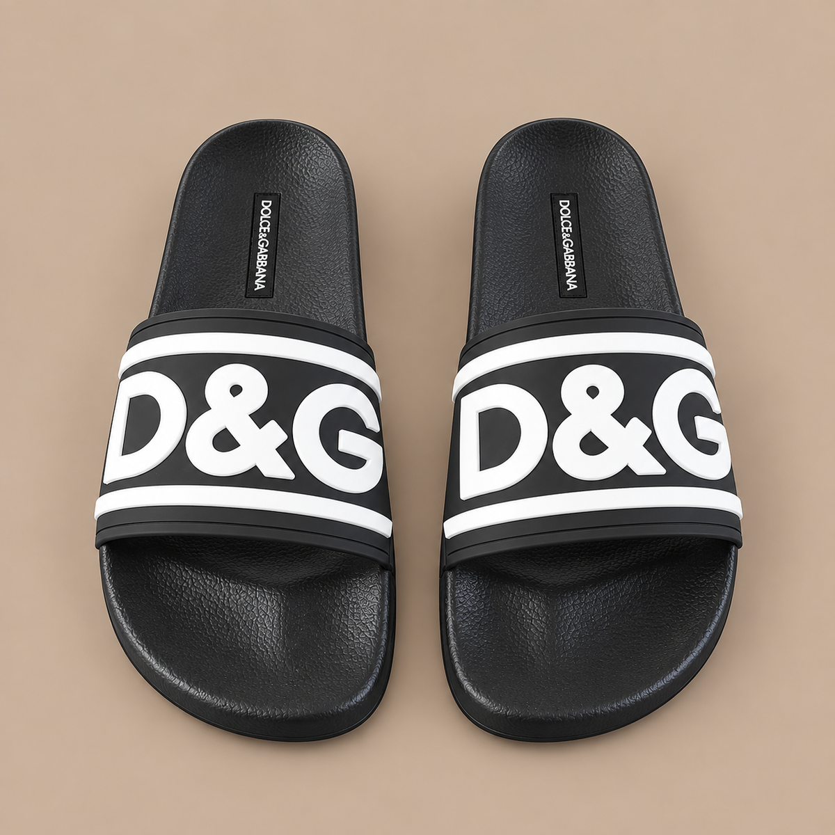 DOLCE & GABANNA Logo Pool Slides - Black / White.