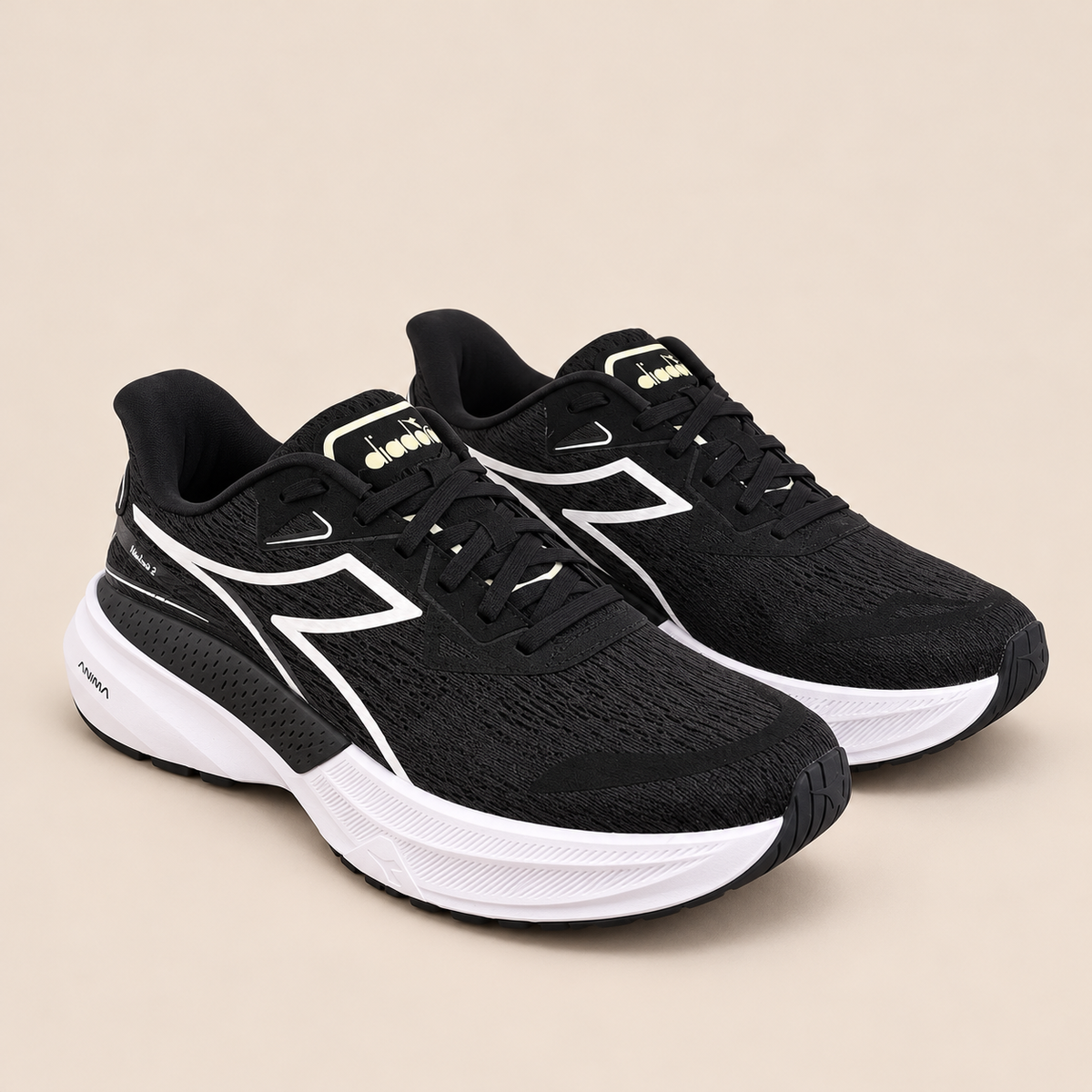 DIADORA NUCELO 2 -Black / Black / White.