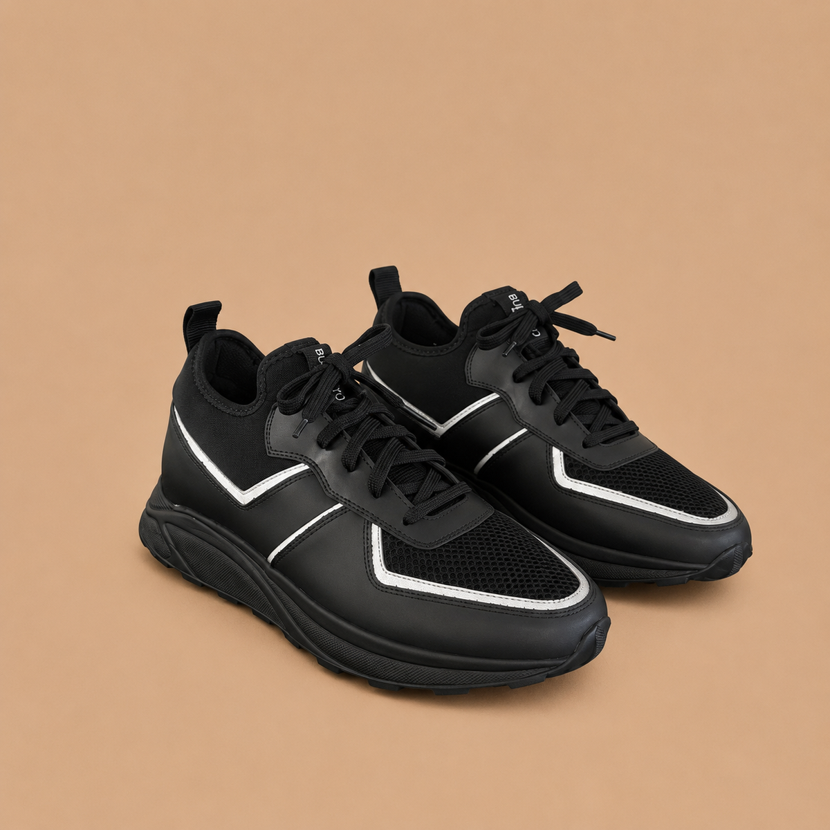BULLETTO  Hybrid  Black Mesh Runner