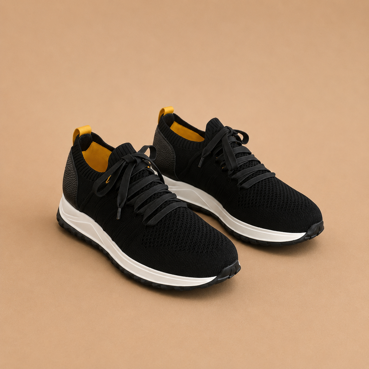 Doucals Black Sneaker