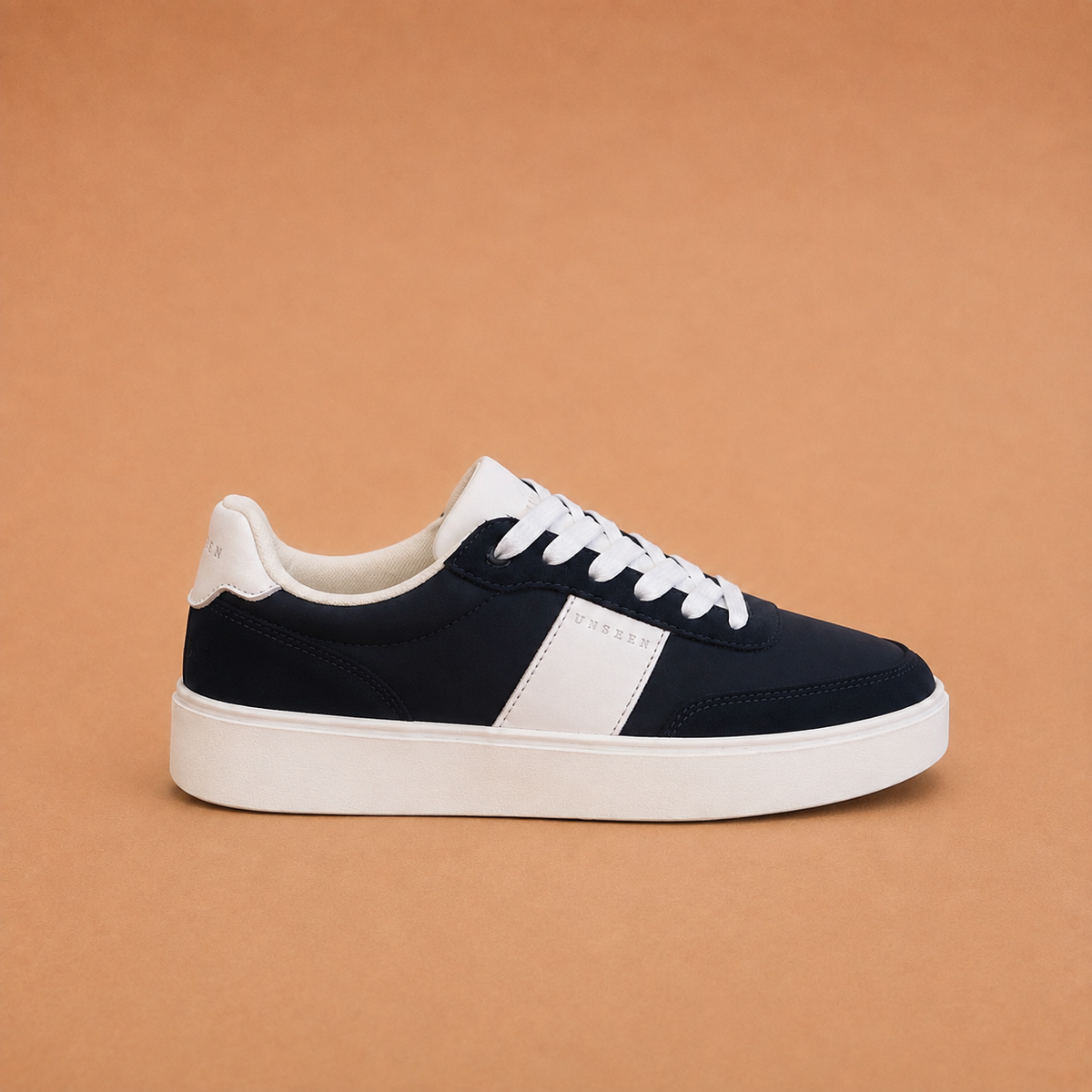 UNSEEN Navy suede Sneakers