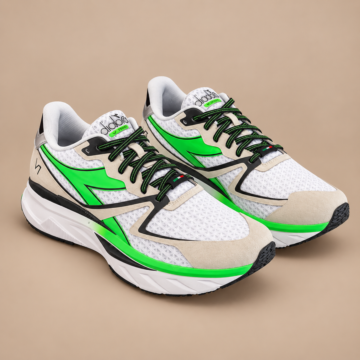 DIADORA Atomo V7000 Green / White / Black