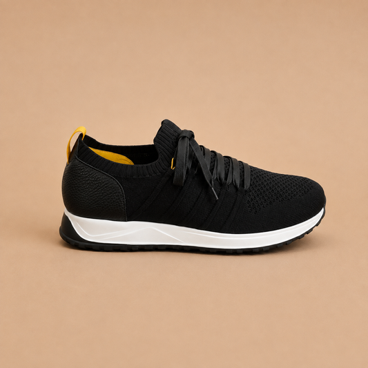 Doucals Black Sneaker