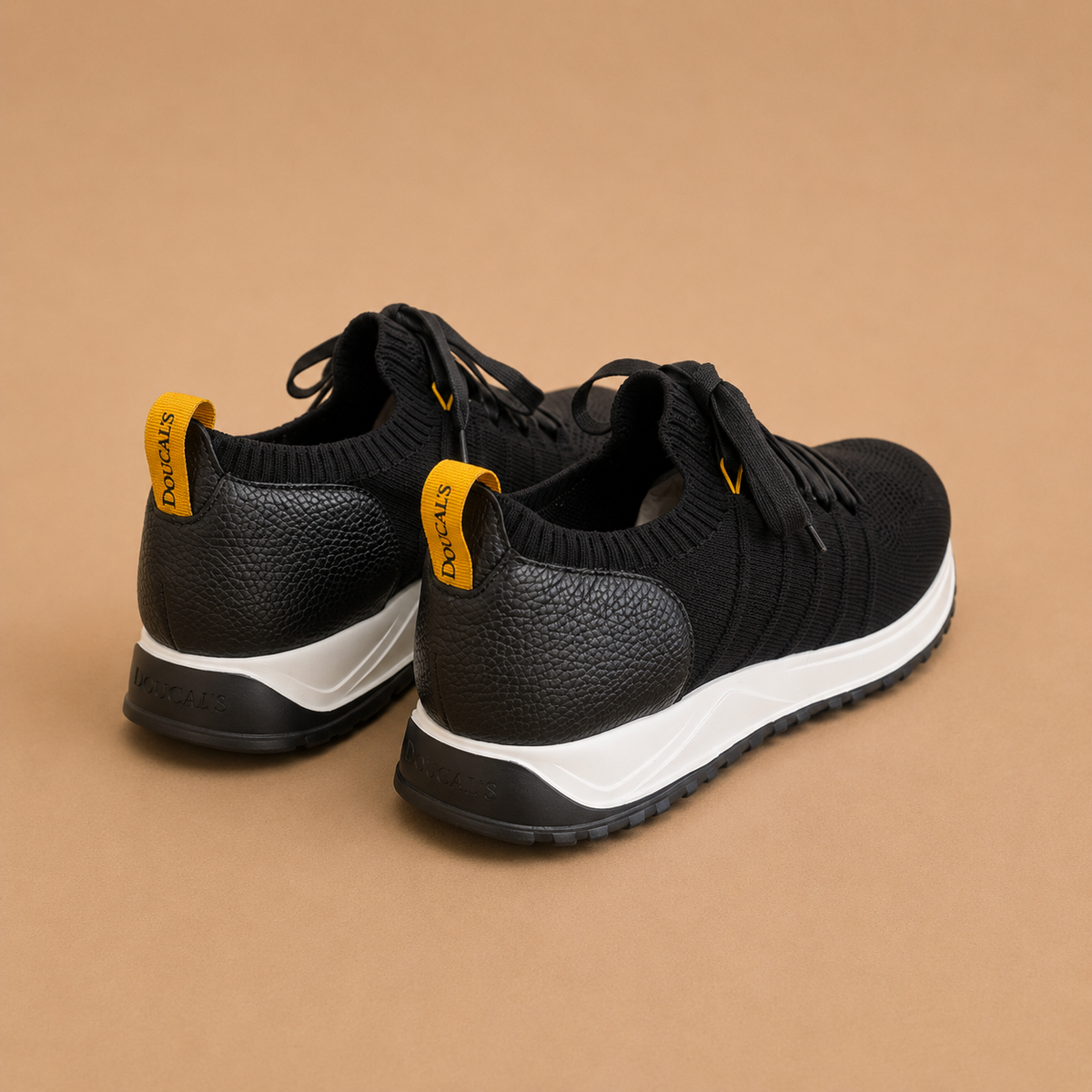 Doucals Black Sneaker